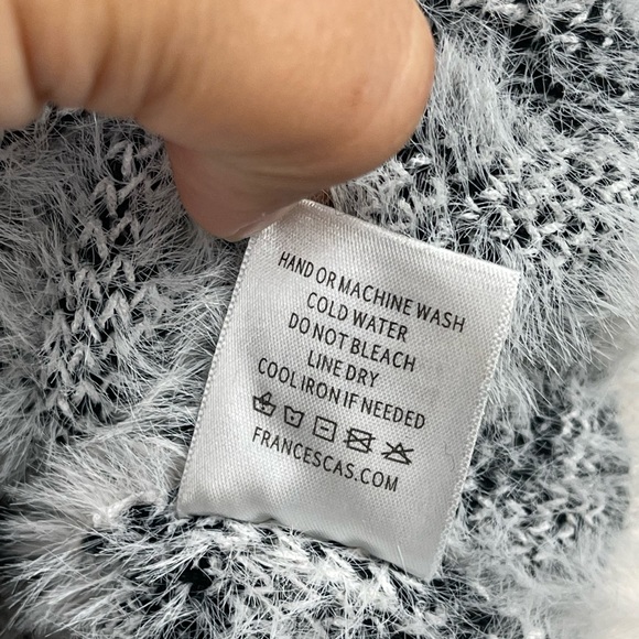 Mi ami Cropped Animal Print Leopard Print Fuzzy Soft Crew Neck Sweater S… - Picture 5 of 9